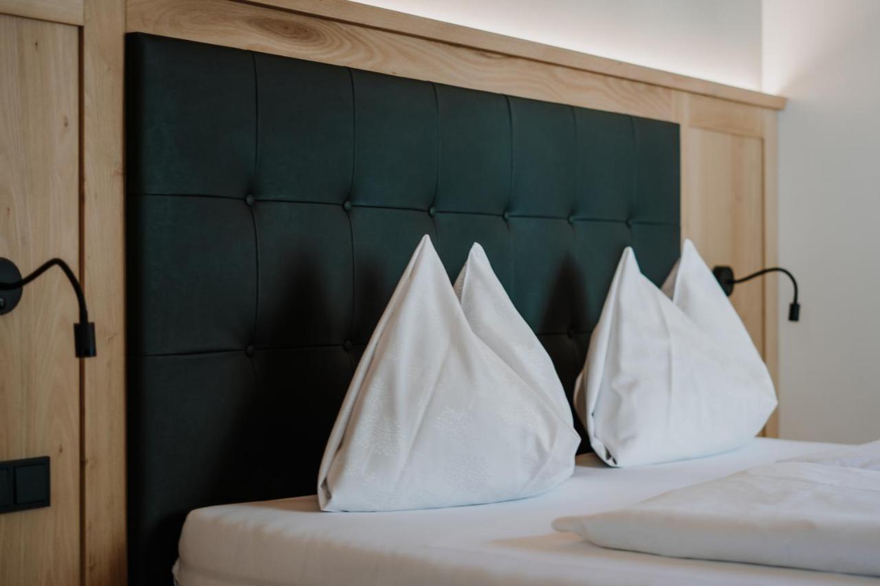 Hotel Weingut Klosterhof カルダーロ エクステリア 写真