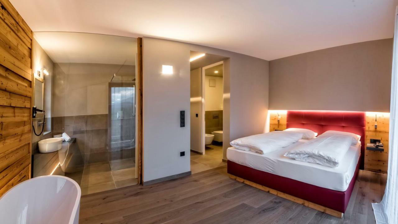 Hotel Weingut Klosterhof カルダーロ エクステリア 写真