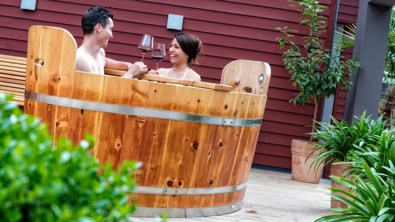 Hotel Weingut Klosterhof カルダーロ エクステリア 写真