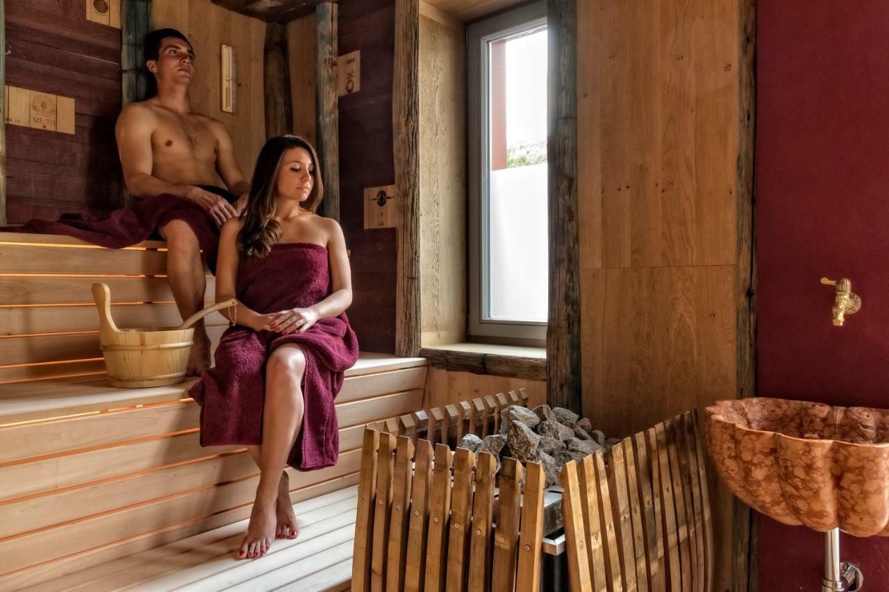 Hotel Weingut Klosterhof カルダーロ エクステリア 写真
