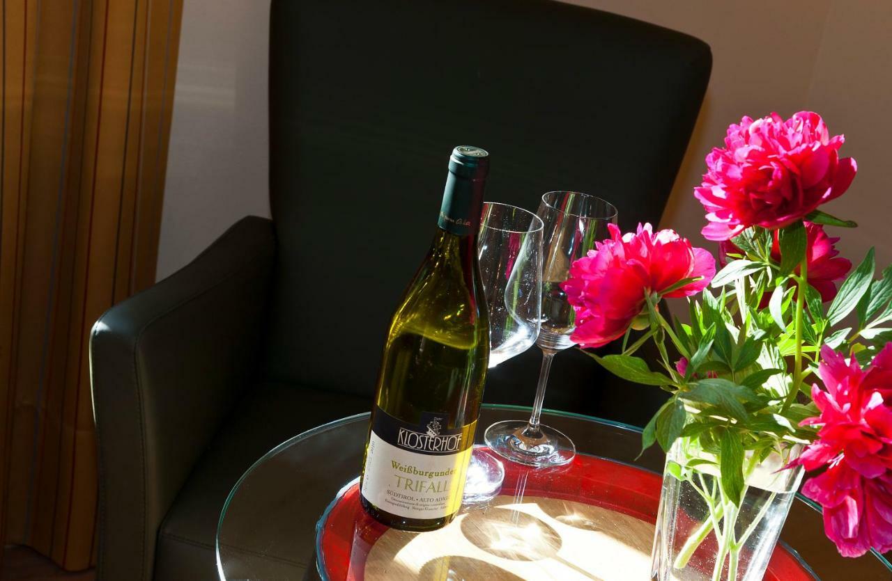 Hotel Weingut Klosterhof カルダーロ エクステリア 写真